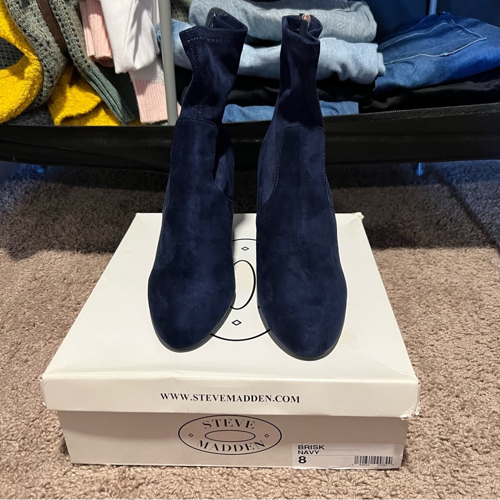 Steve Madden Blue Ankle Booties Sleek Suede Design